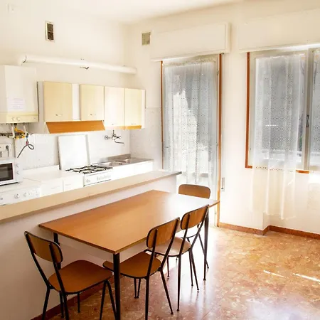 Apartment At 250m From The Sea